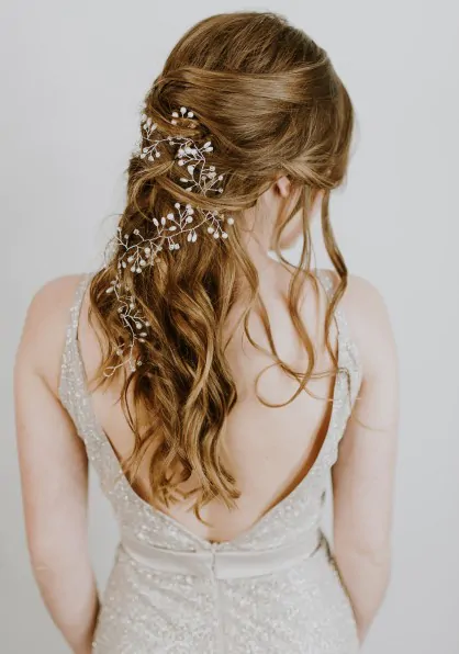 Classic hairstyles for prom for a polished appearance.